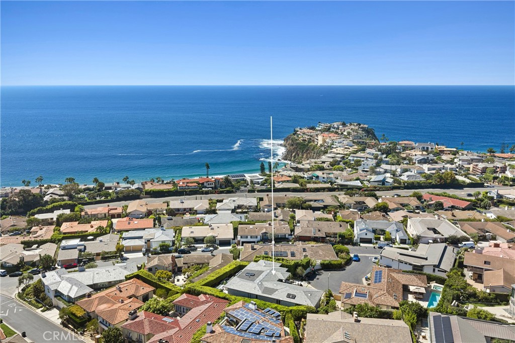 820 Emerald Bay