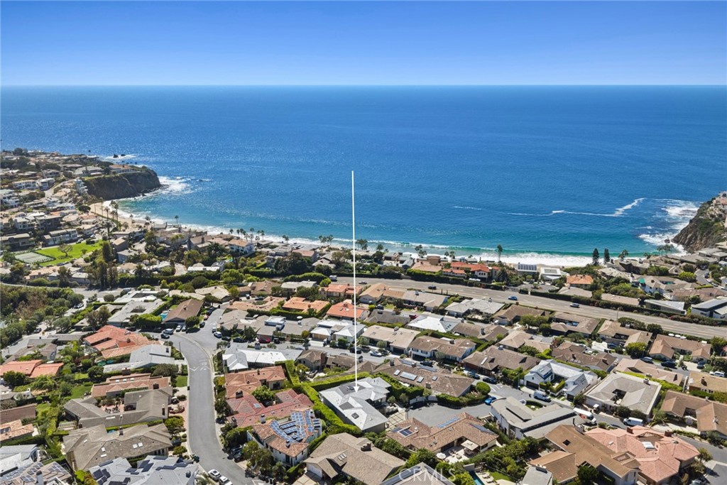 820 Emerald Bay