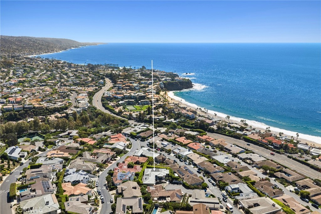 820 Emerald Bay