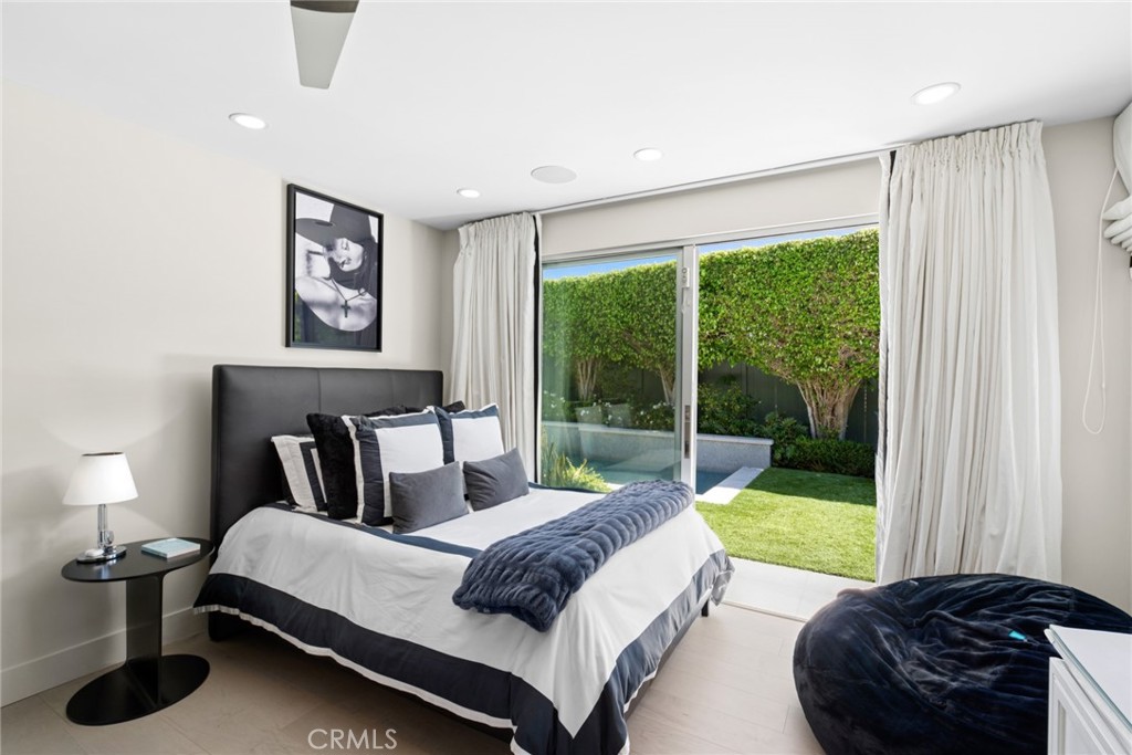 820 Emerald Bay