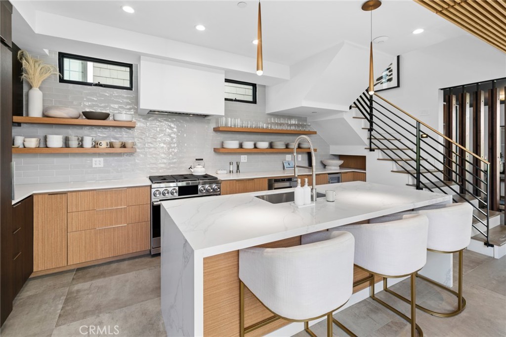 426 Marguerite Ave