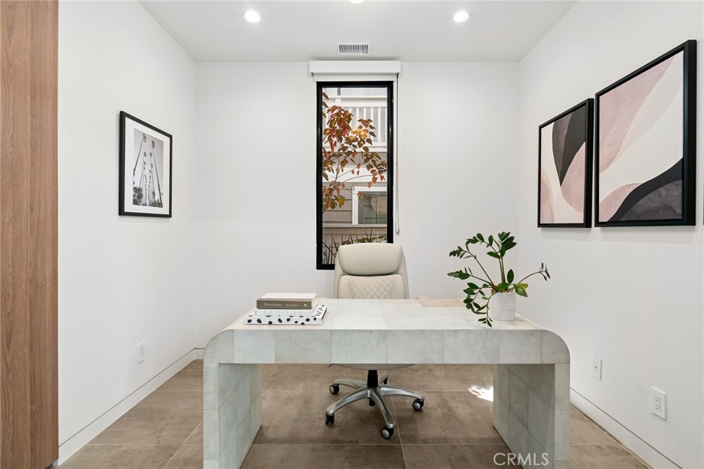 426 Marguerite Ave