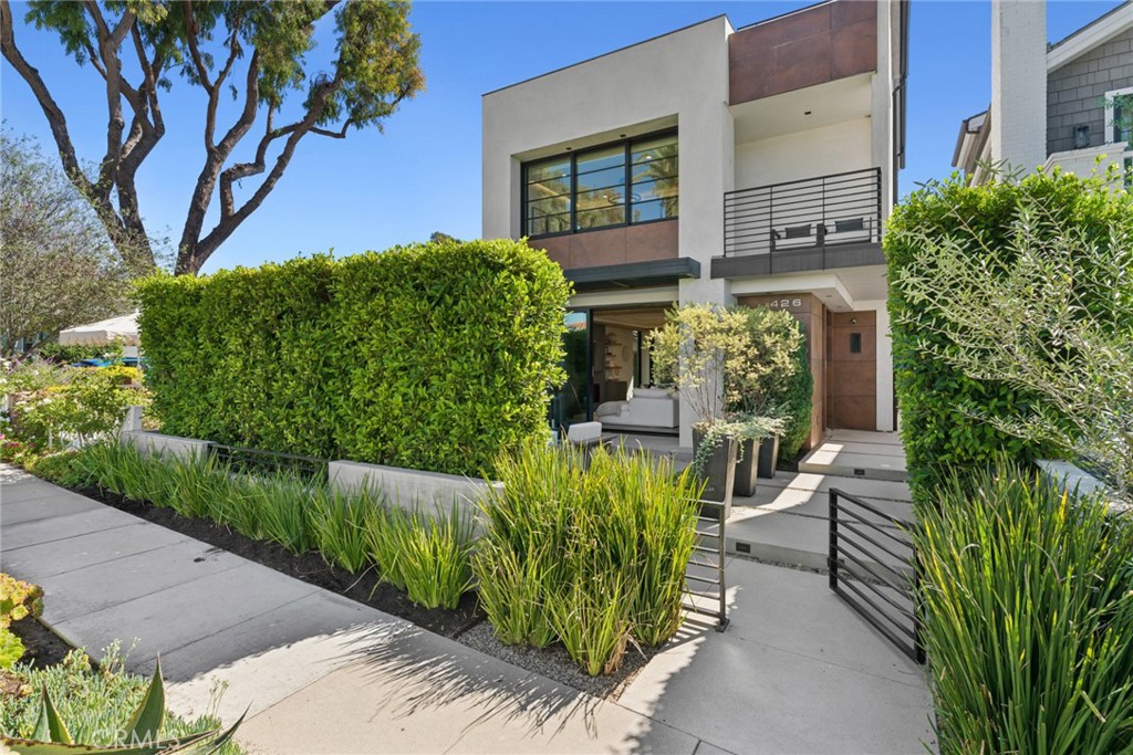 426 Marguerite Ave