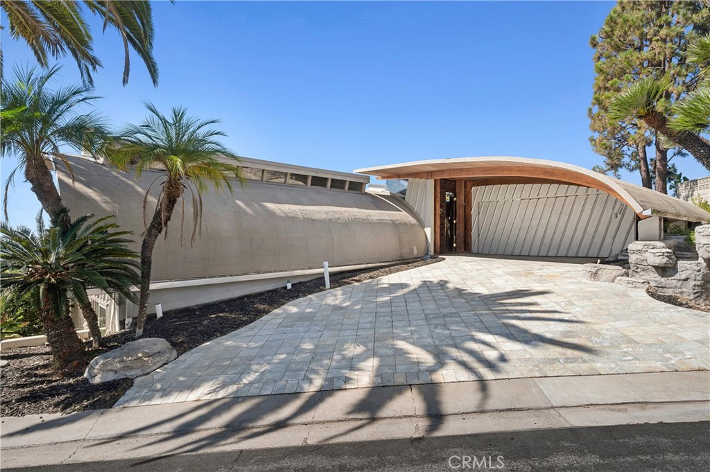 1255 Skyline Drive