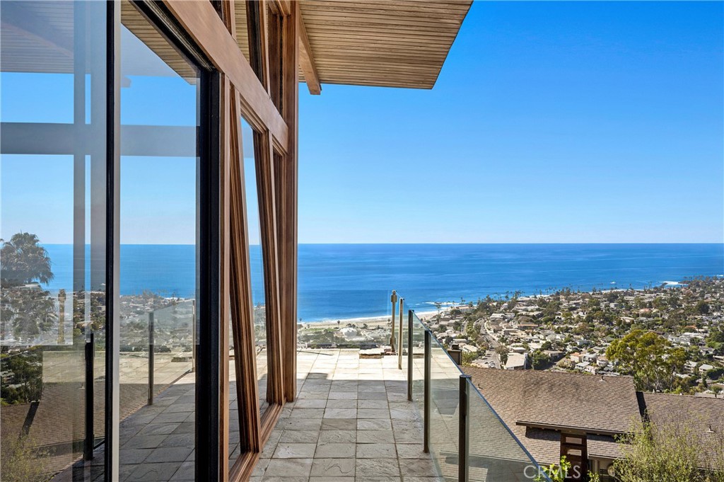 1255 Skyline Drive