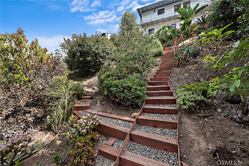 991 Meadowlark Drive