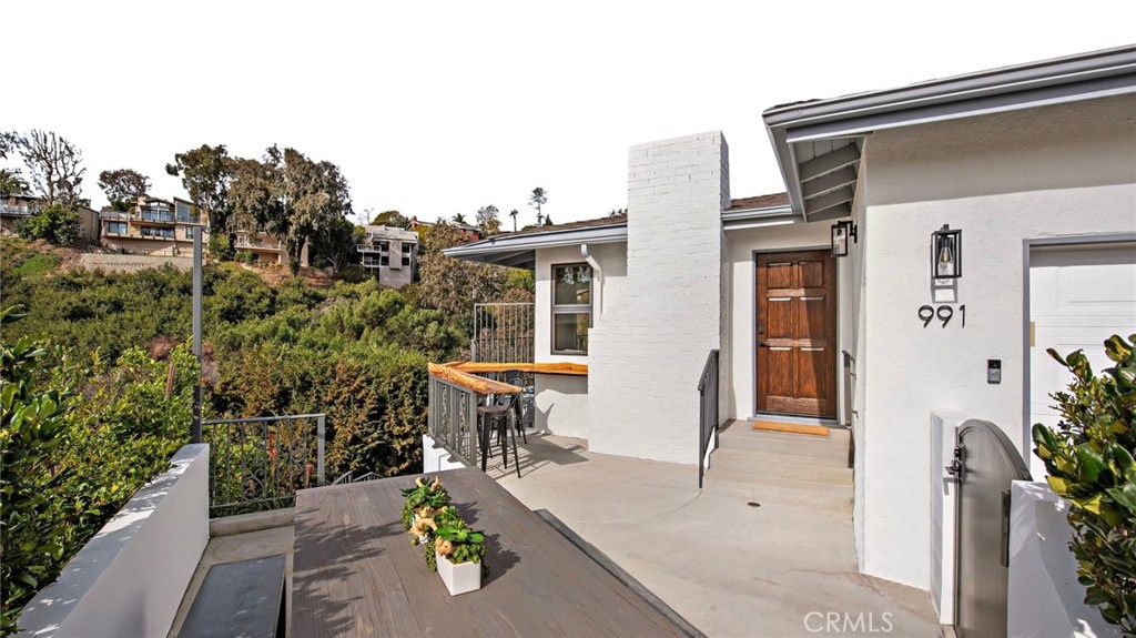 991 Meadowlark Drive