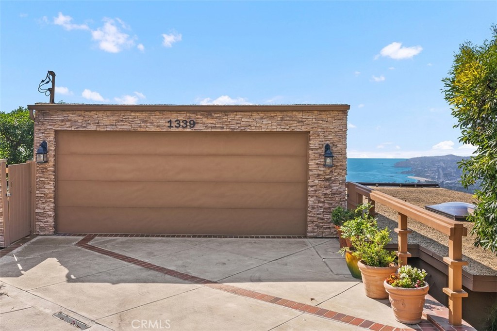 1339 La Mirada Street