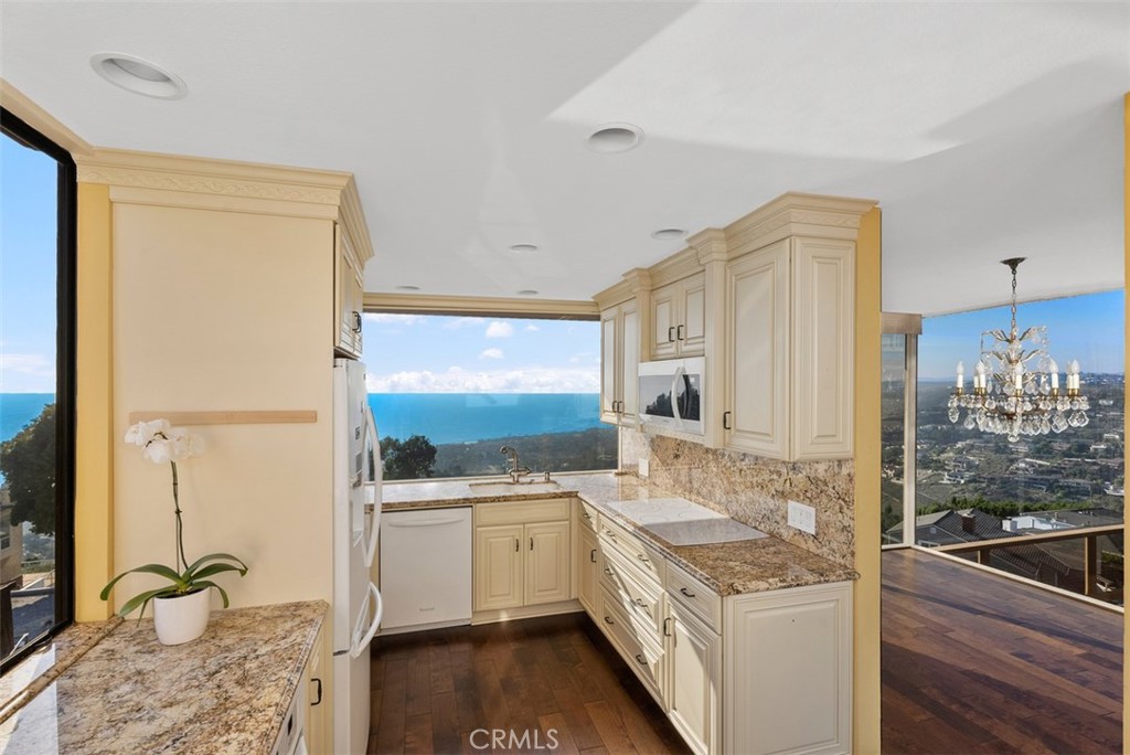 1339 La Mirada Street