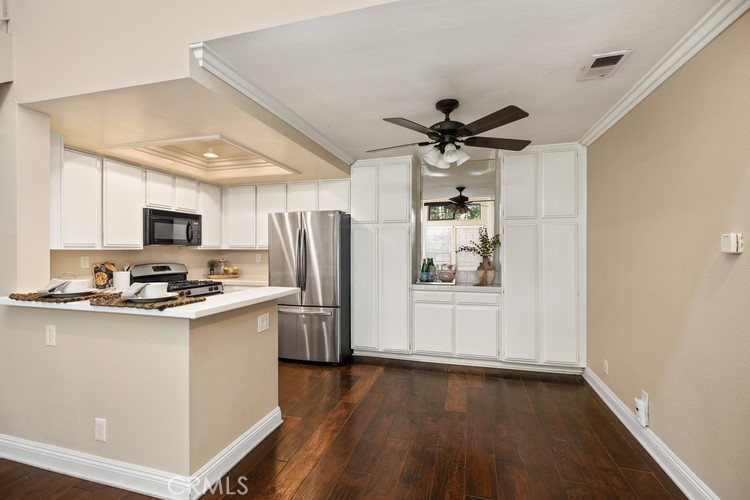 24389 Avenida De Los Ninos Unit: 54