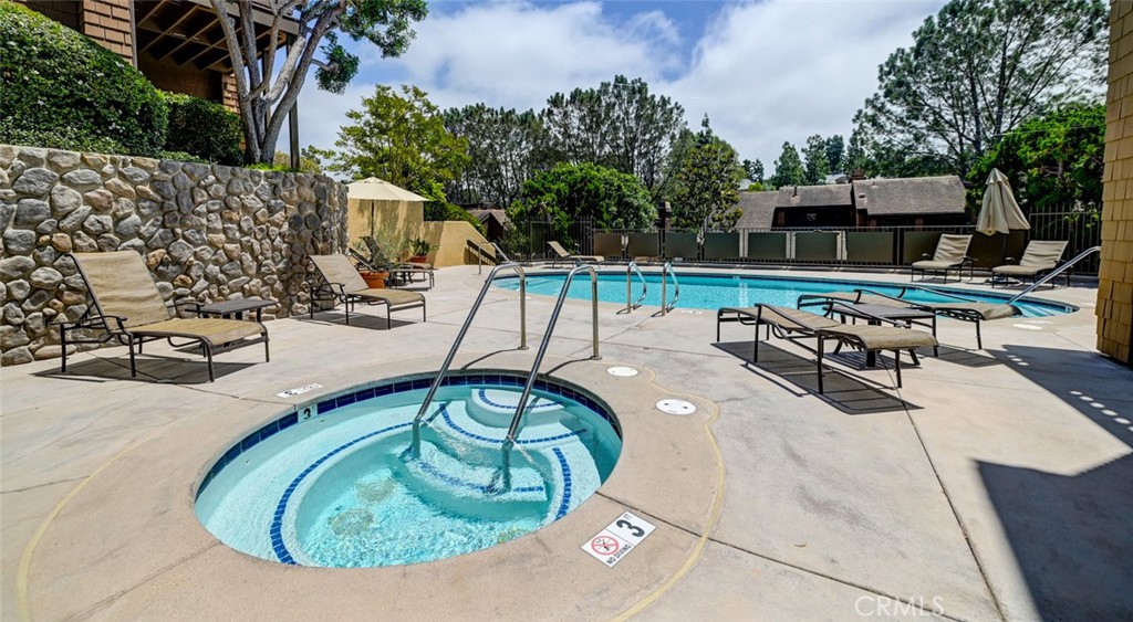 32 Canyon Island Drive