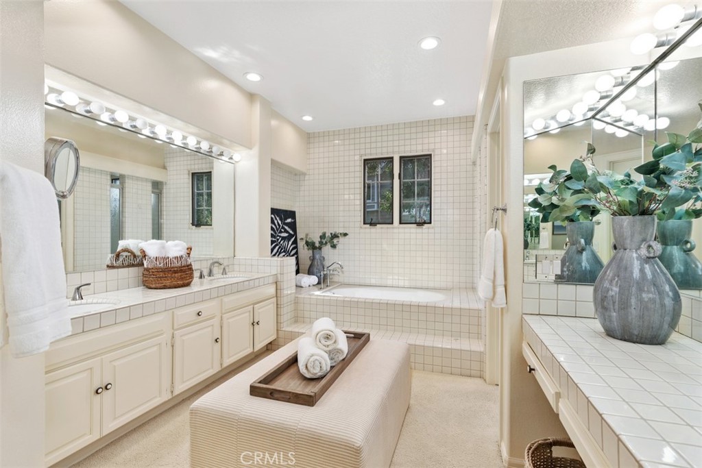 34300 Lantern Bay Dr 80