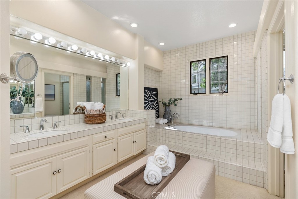 34300 Lantern Bay Dr 80