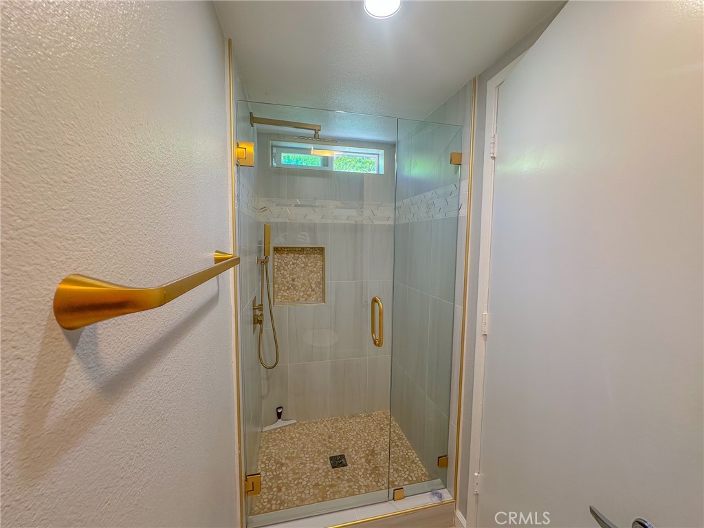 3327 Bahia Blanca E C