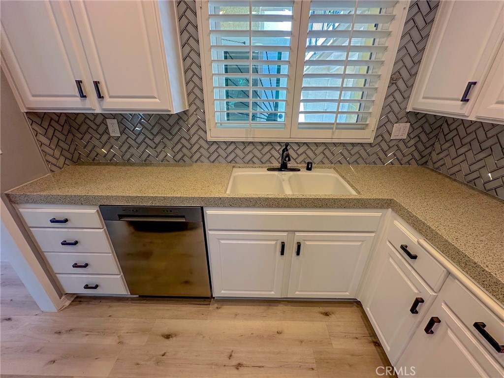 3327 Bahia Blanca E C