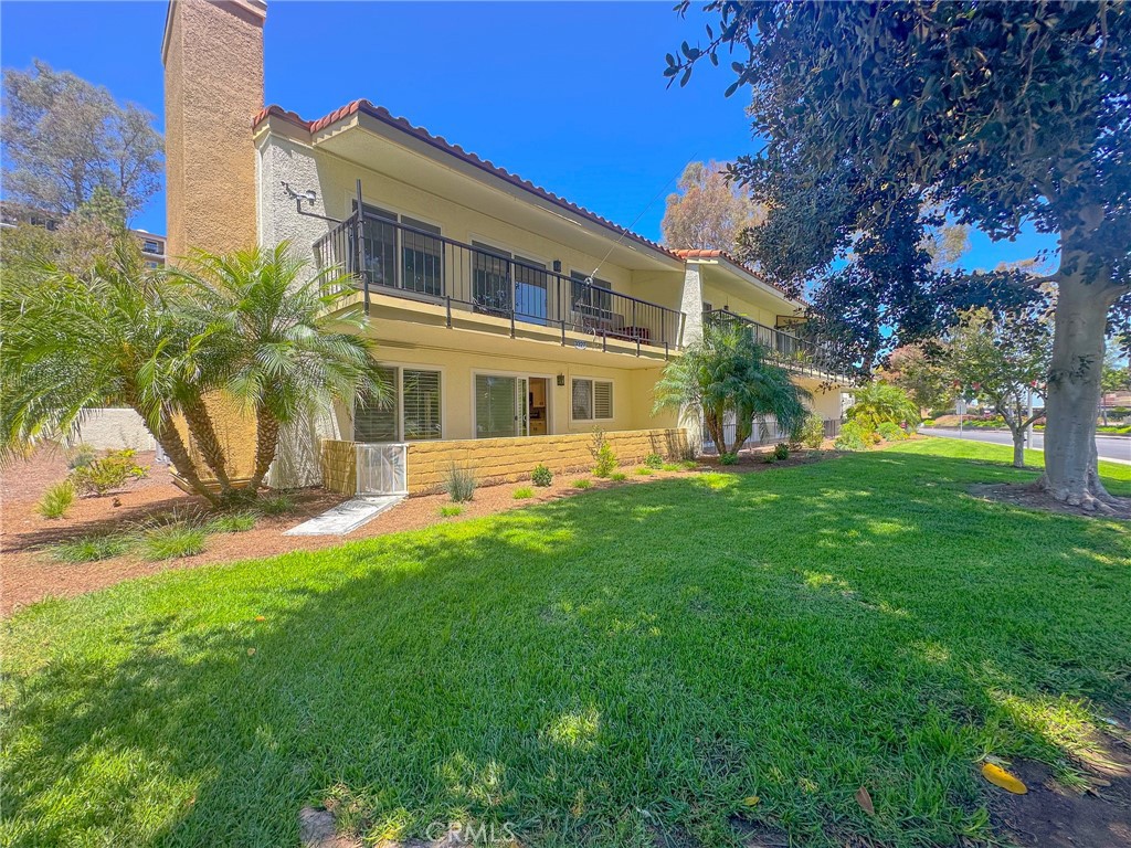 3327 Bahia Blanca E C