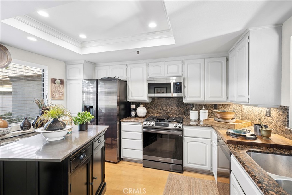 24 Canyon Island Drive