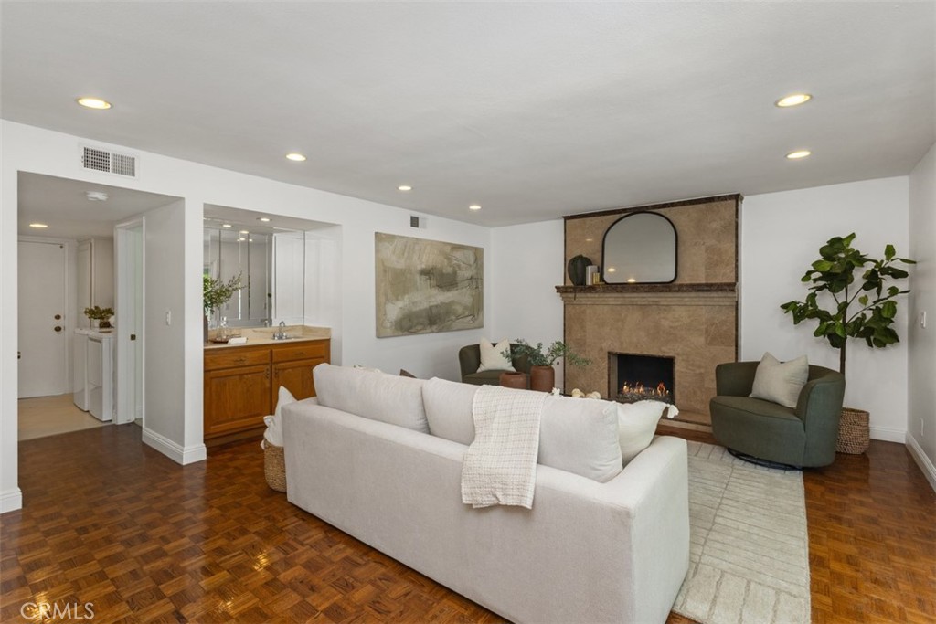 7712 Concordia Place