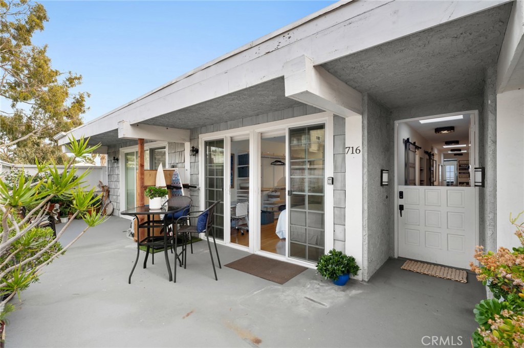 716 Cliff Drive