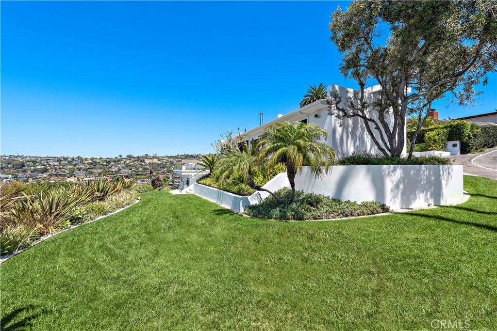 940 Summit Drive