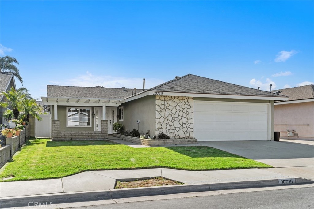 10715 Lynn Circle