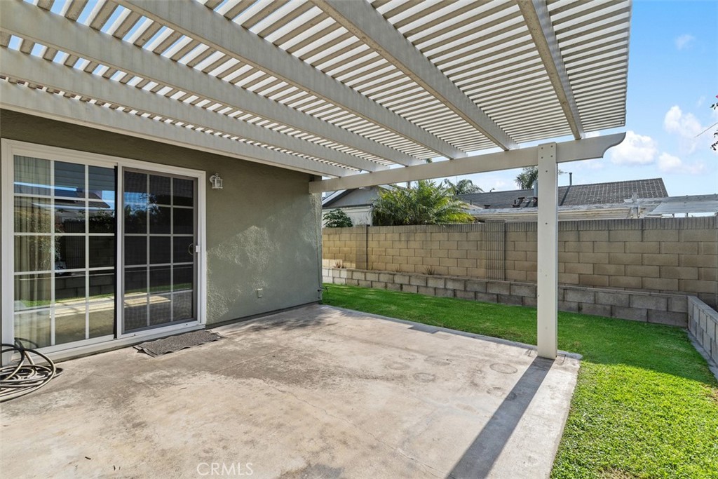 10715 Lynn Circle
