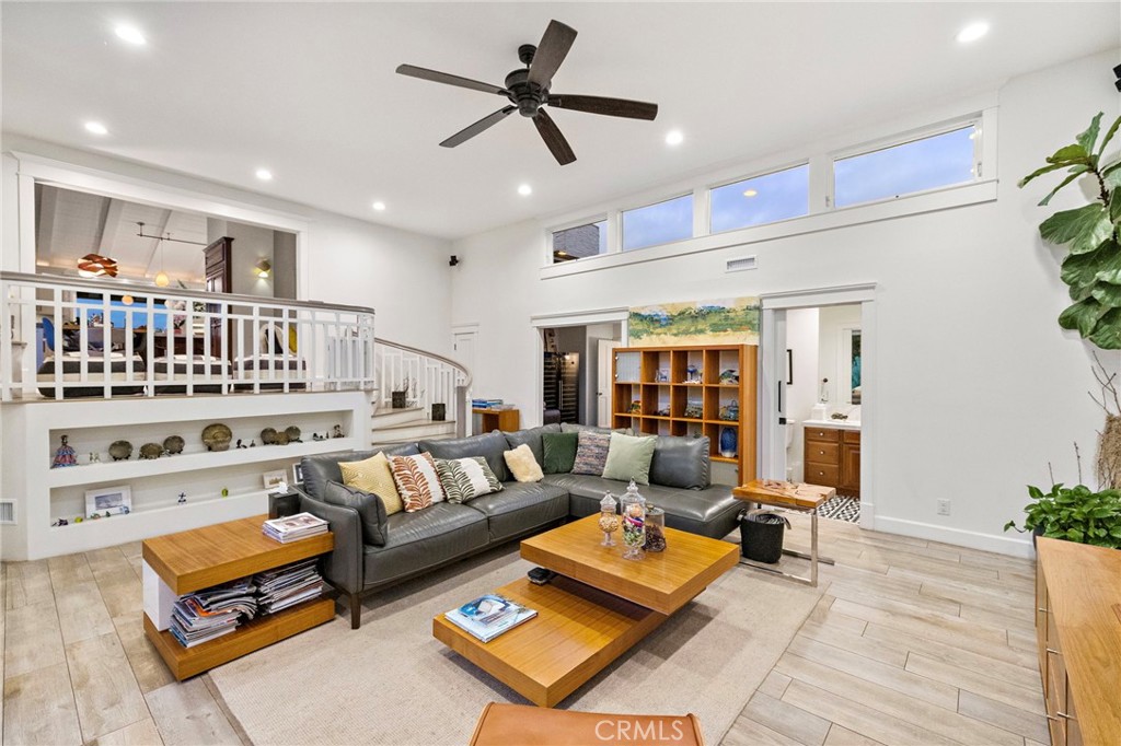 210 Monarch Bay