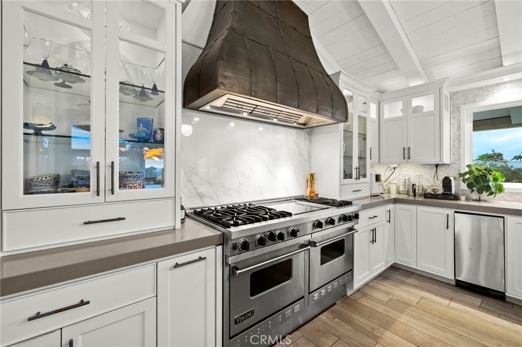 210 Monarch Bay
