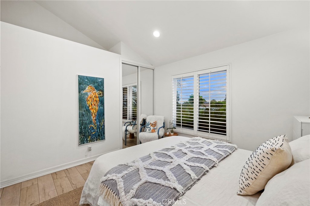 210 Monarch Bay