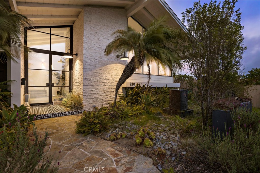 210 Monarch Bay