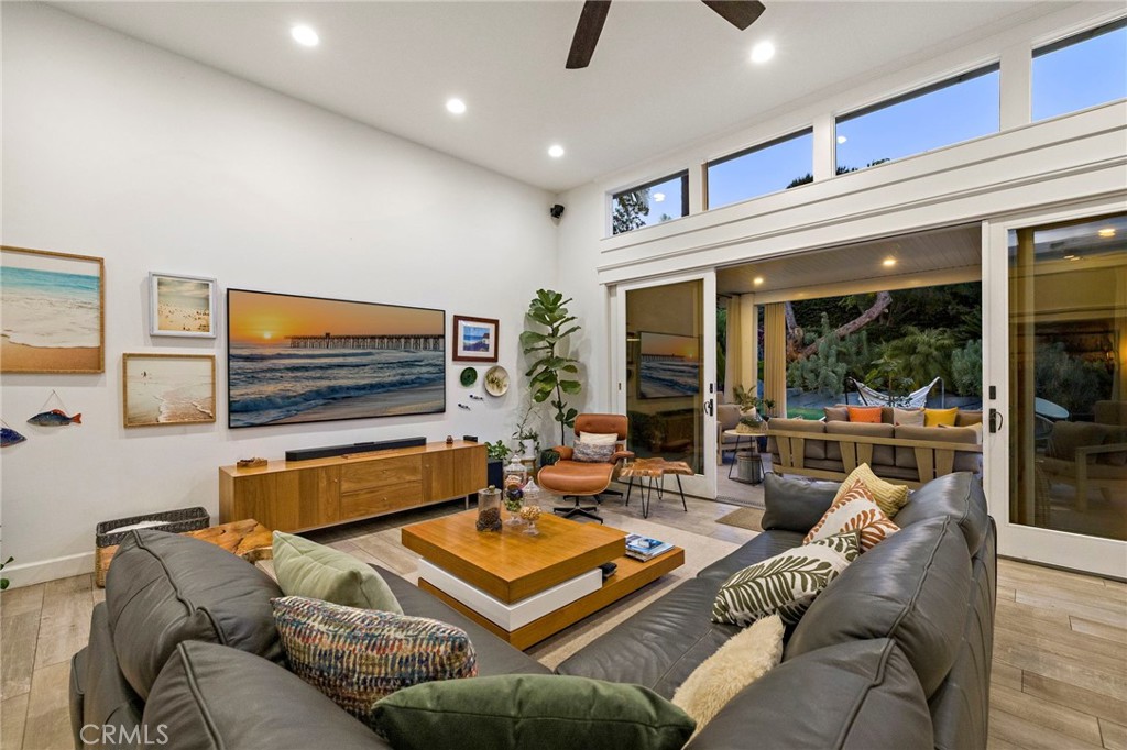 210 Monarch Bay
