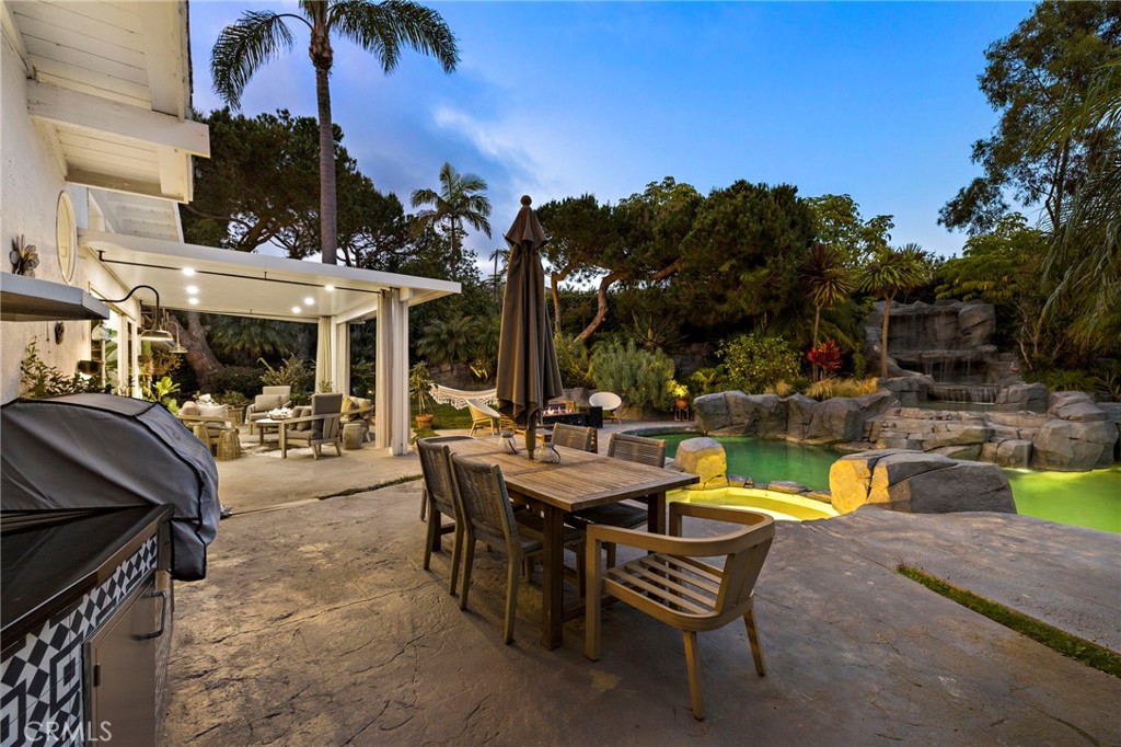210 Monarch Bay