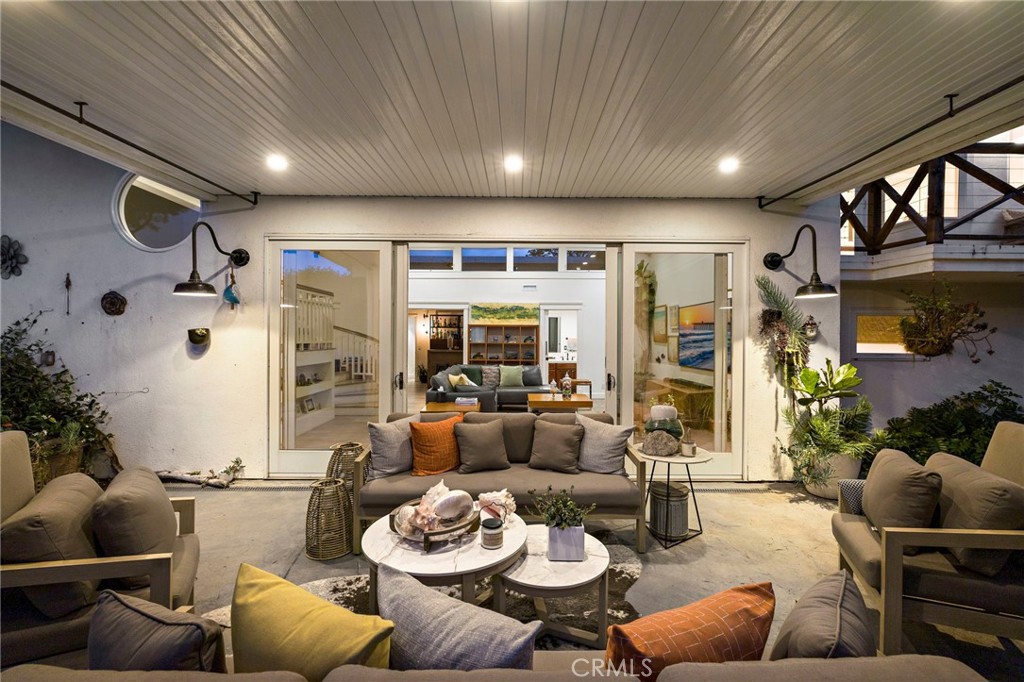 210 Monarch Bay