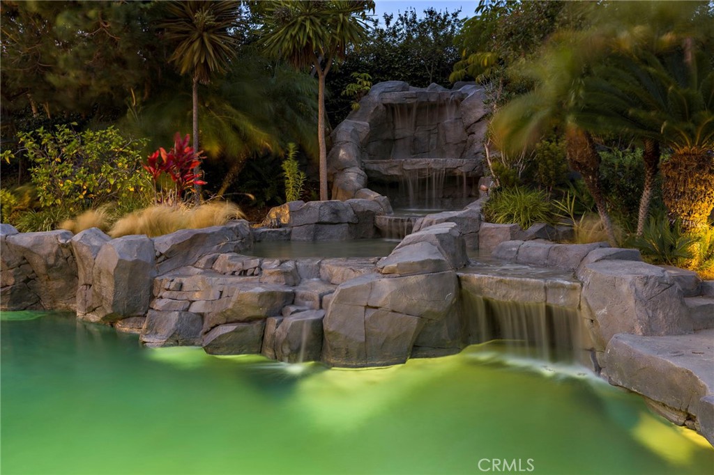 210 Monarch Bay