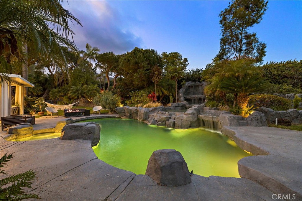 210 Monarch Bay