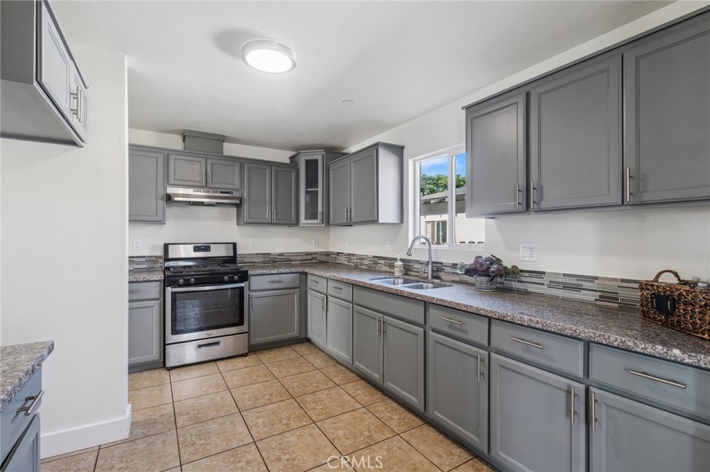 330 E 101st Street