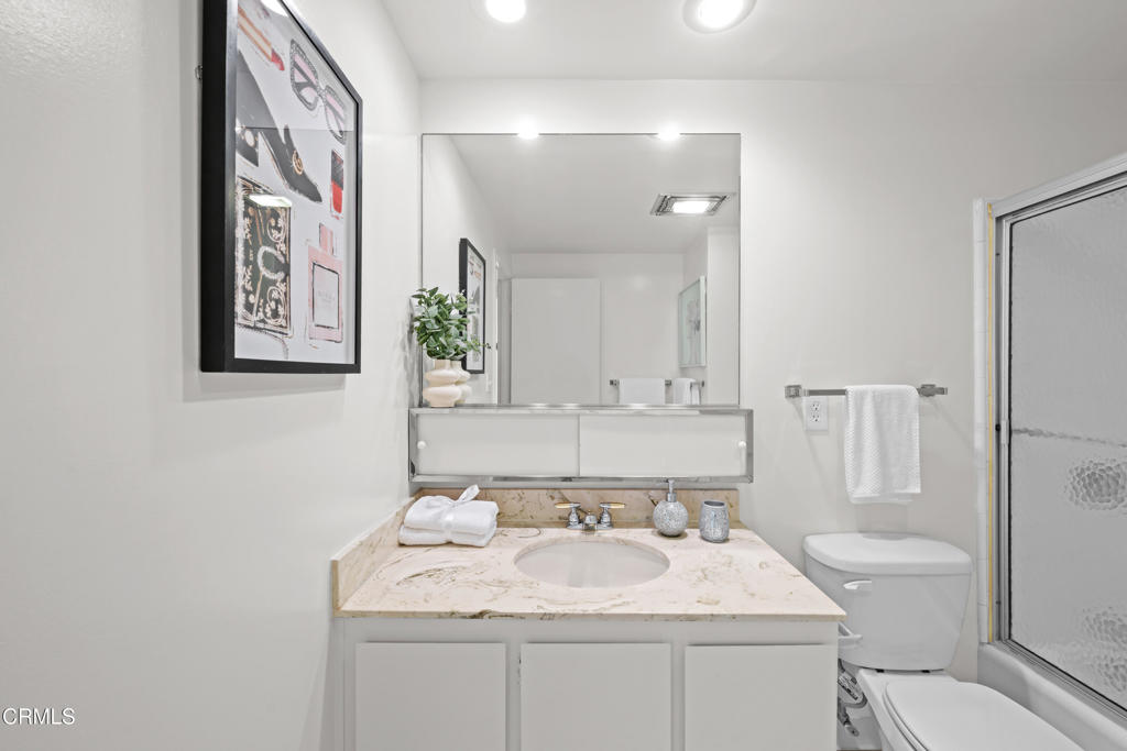 800 W 1st Street 1701