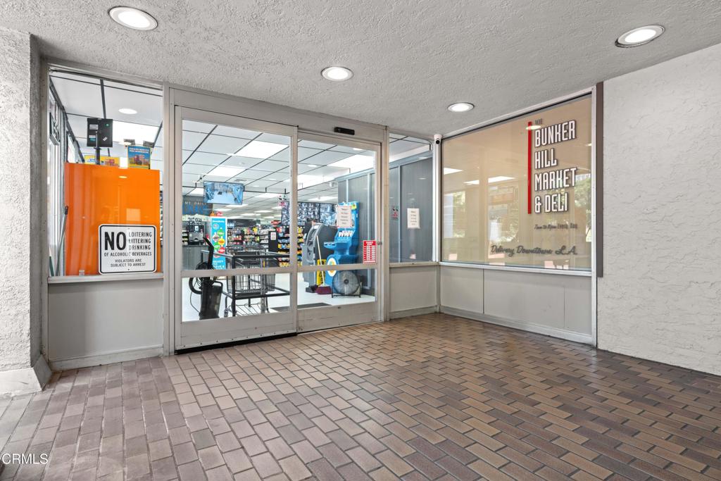 800 W 1st Street 1701