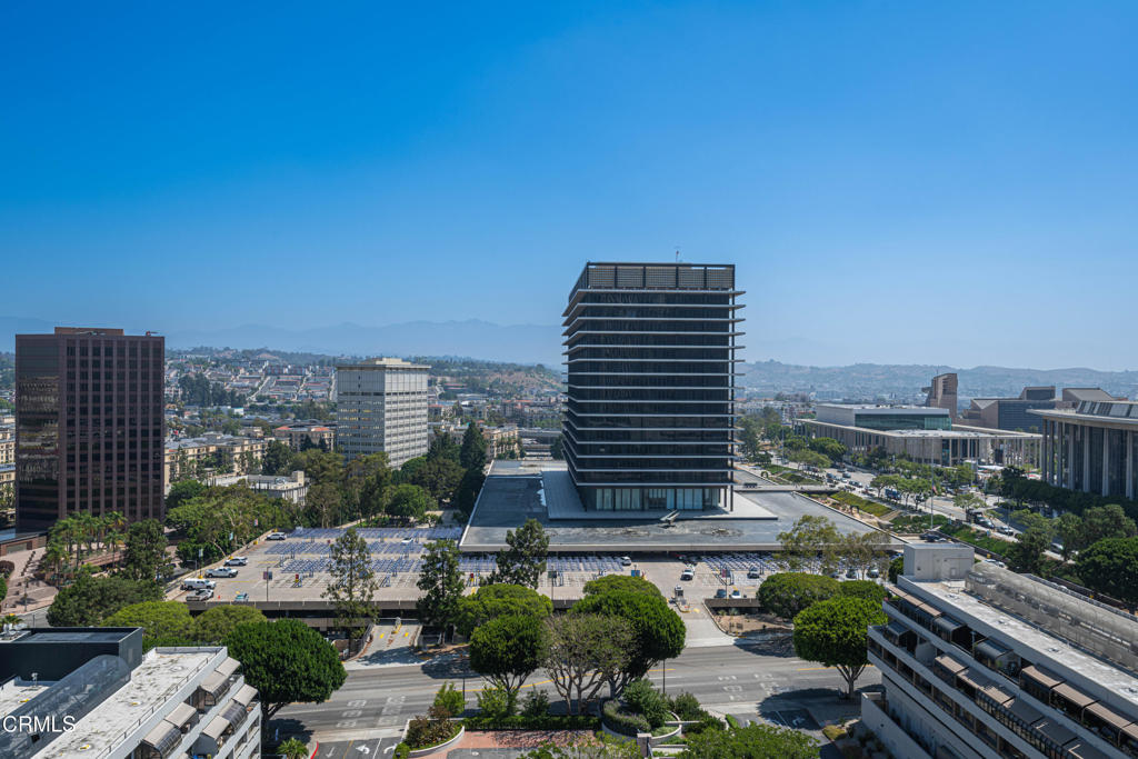 800 W 1st Street 1701