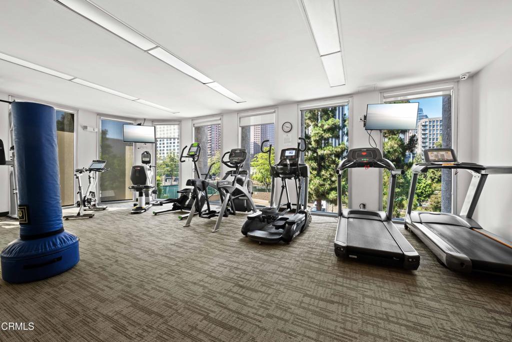 800 W 1st Street 1701