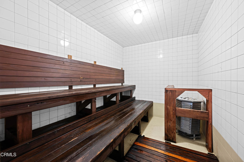 800 W 1st Street 1701