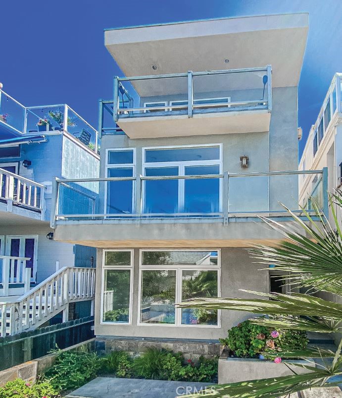 1065 Tia Juana Street