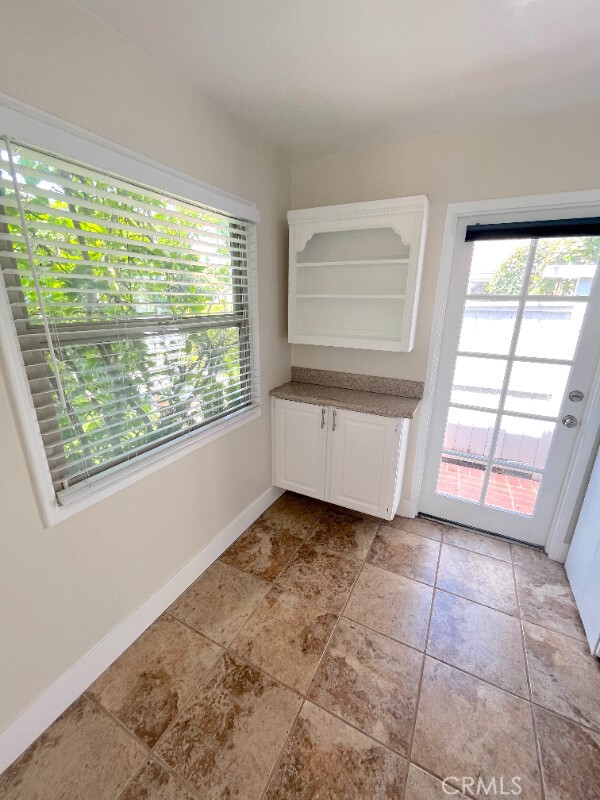 666 Glenneyre Street