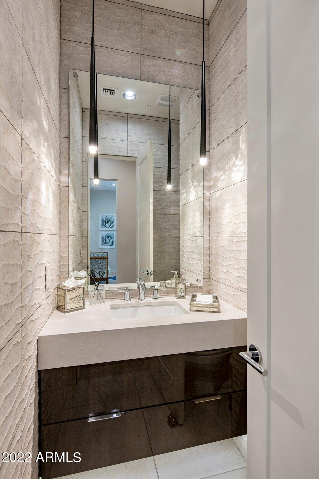 13601 N PROSPECT Trail
