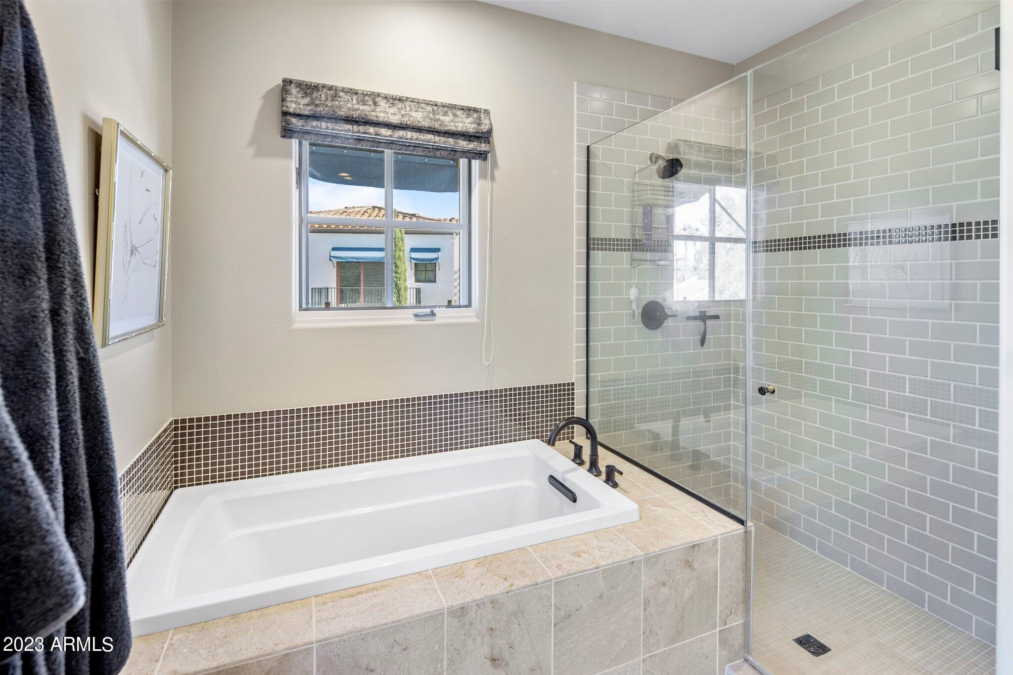8333 E VIA PASEO DEL NORTE -- # 1006