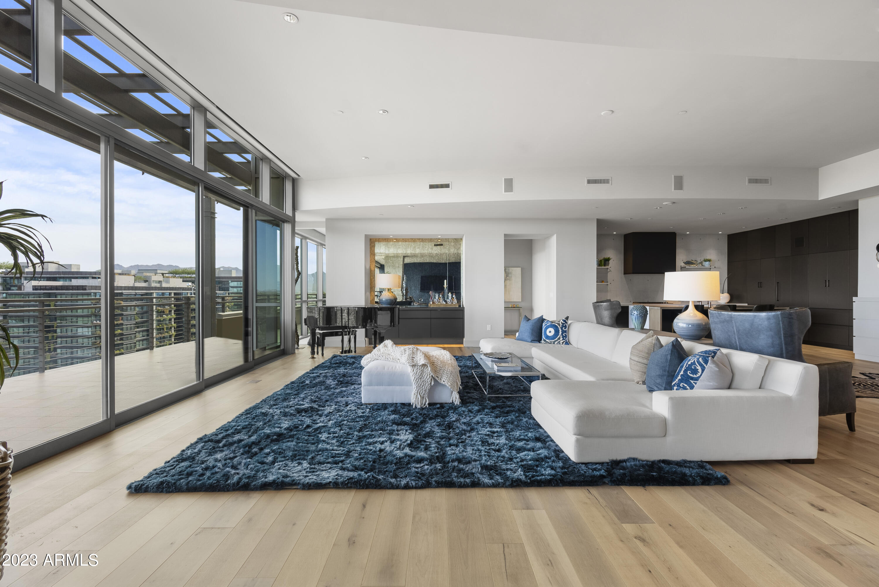 15215 N KIERLAND Boulevard # 934