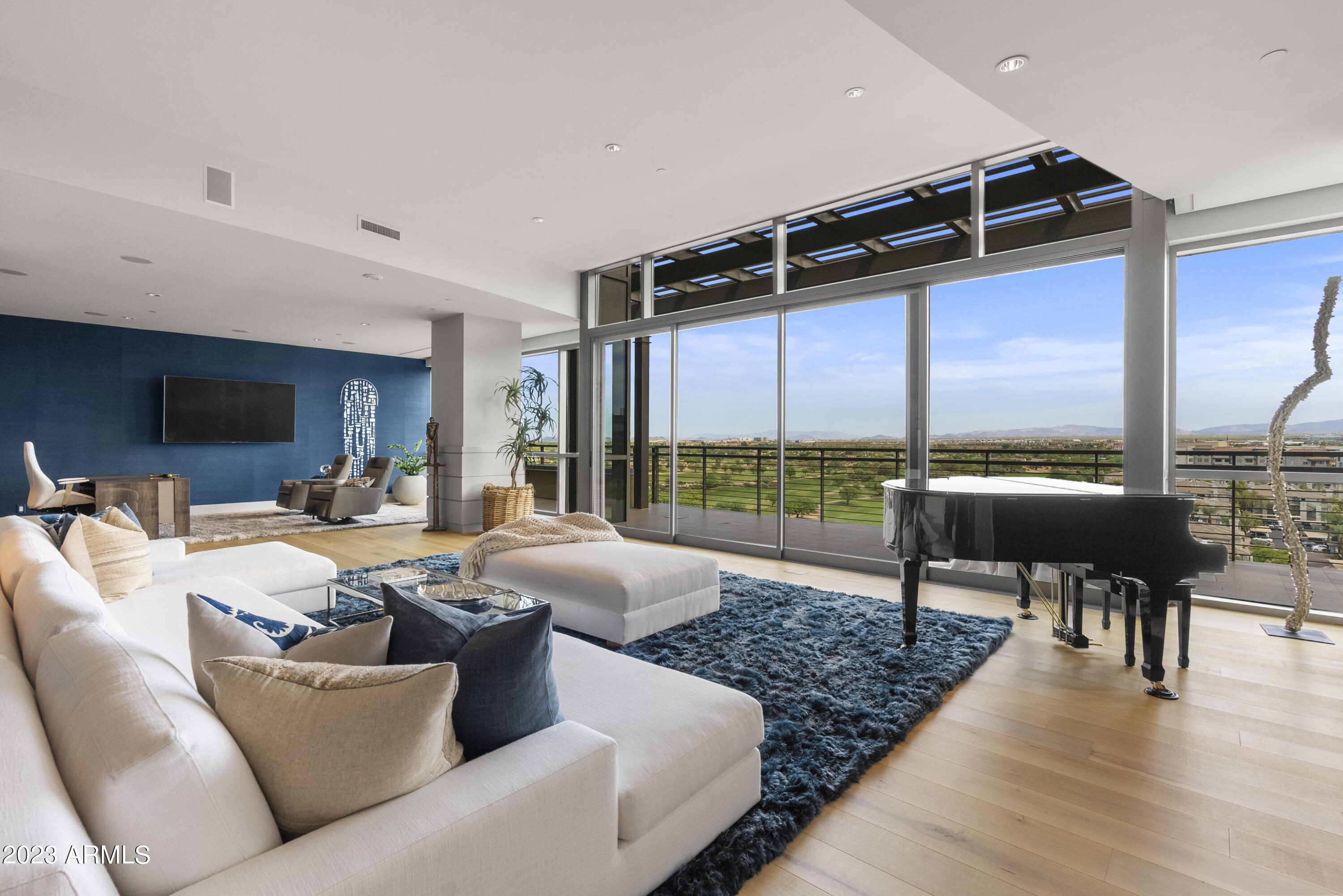 15215 N KIERLAND Boulevard # 934