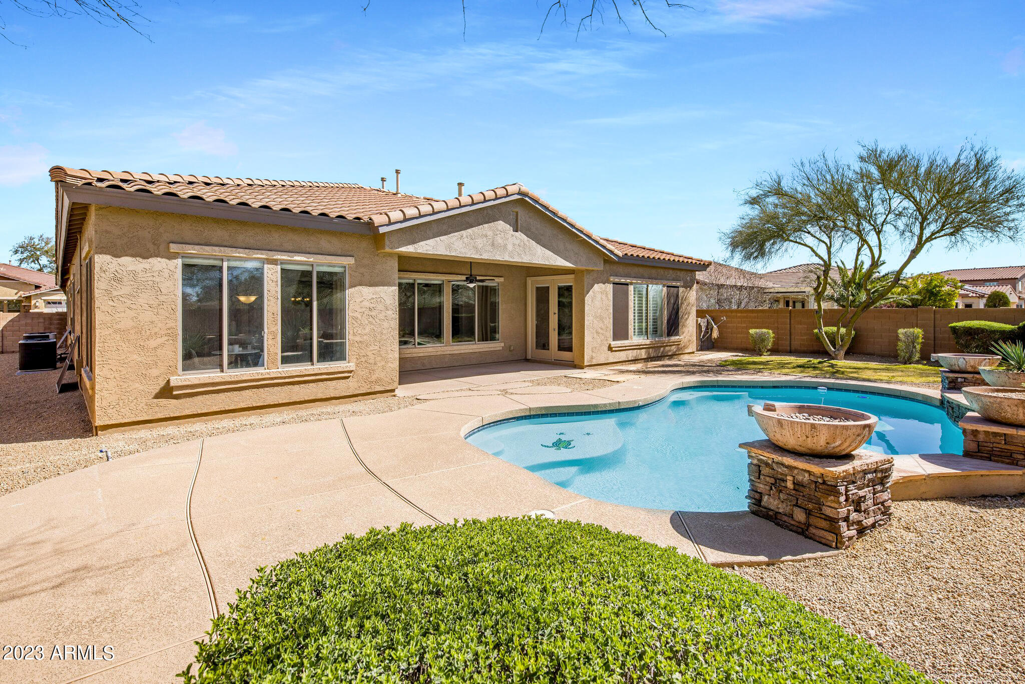 1743 W ALOE VERA Drive