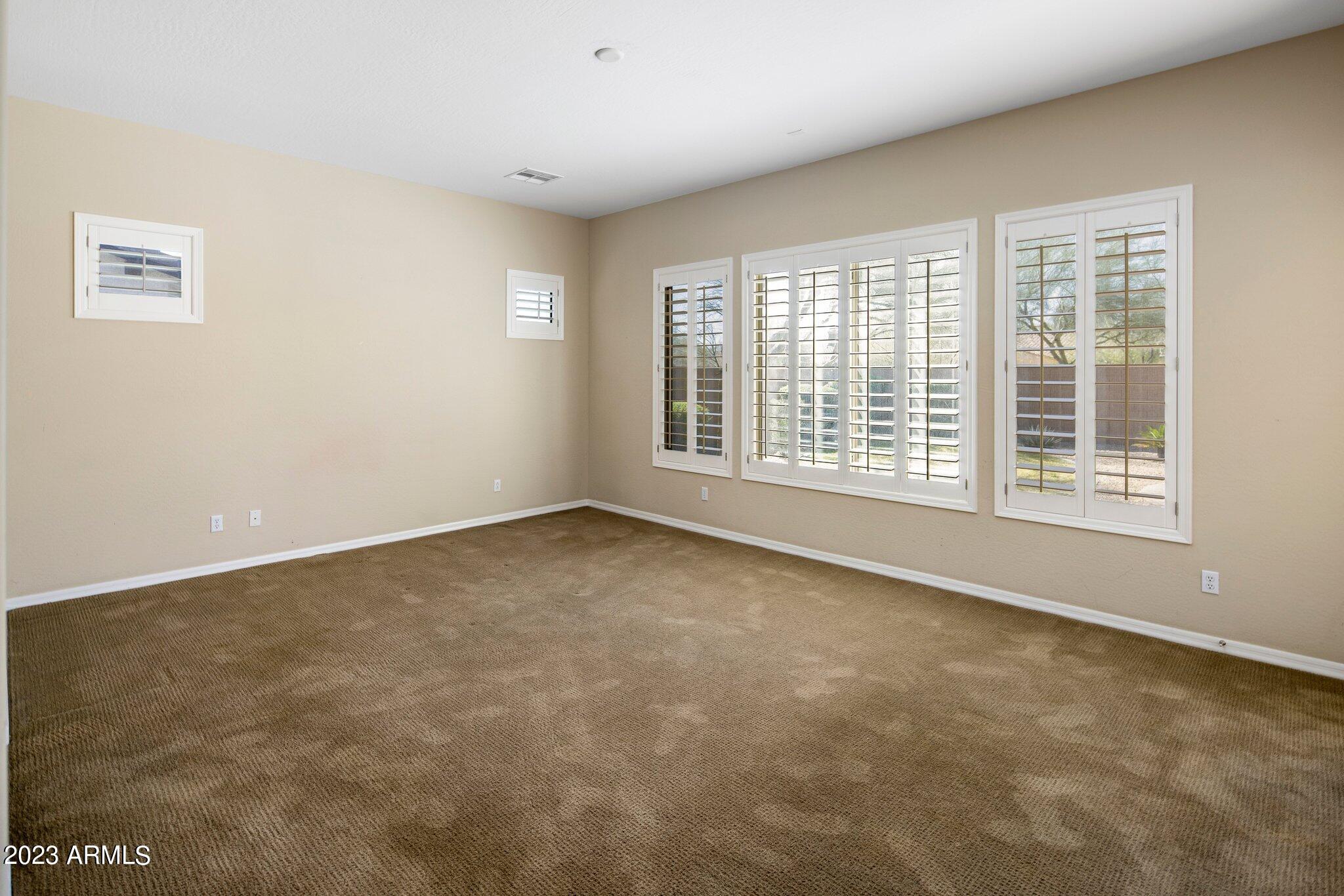 1743 W ALOE VERA Drive