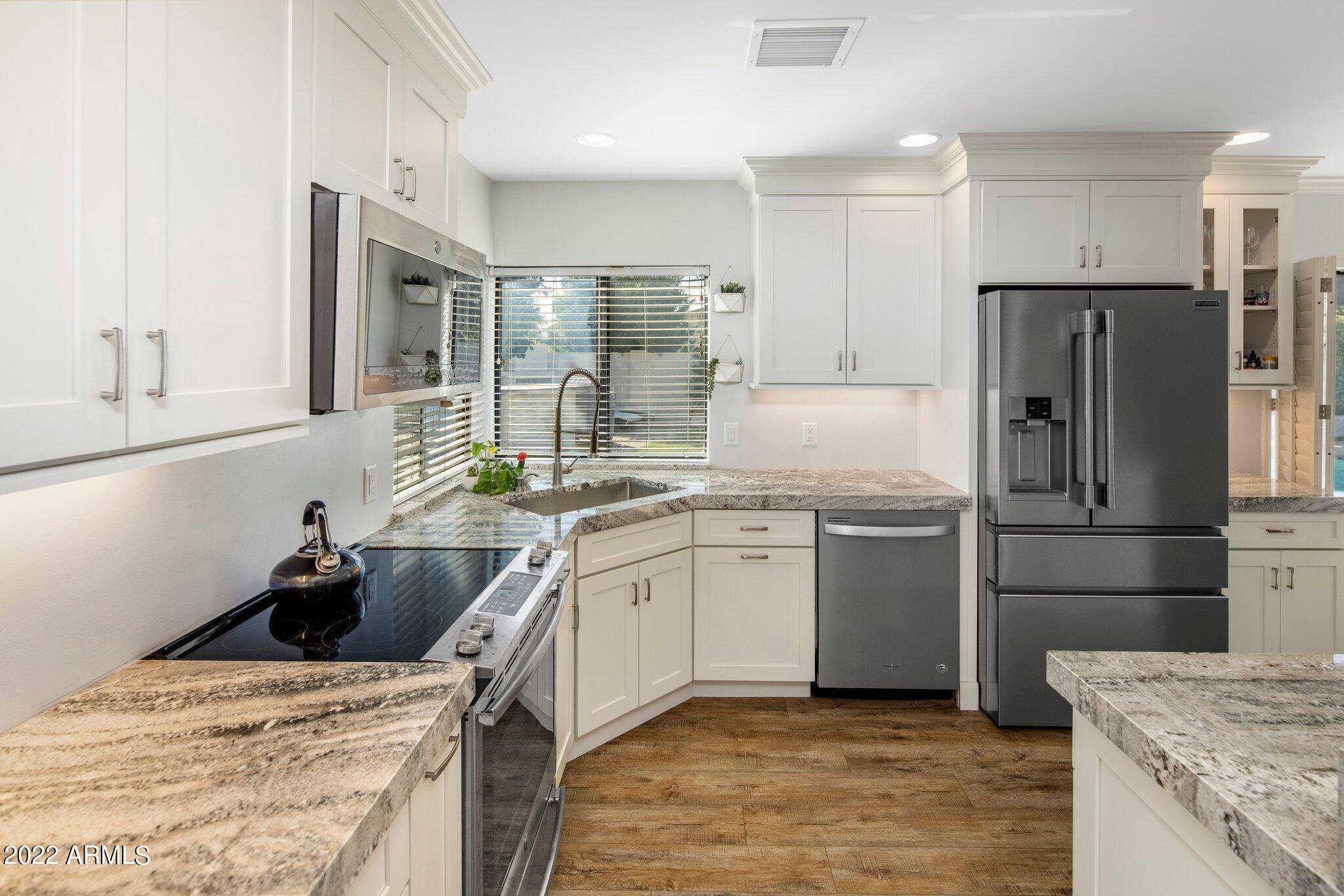 7510 N VIA DEL PARAISO --